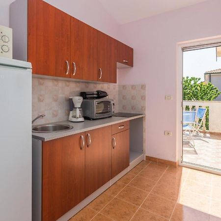 Nice Apartment In Kastel With Kitchen Exteriér fotografie