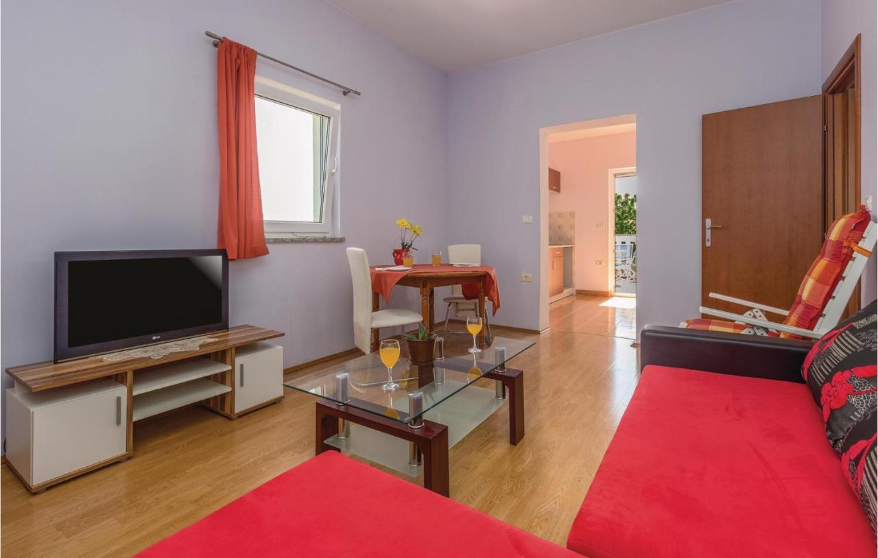 Nice Apartment In Kastel With Kitchen Exteriér fotografie