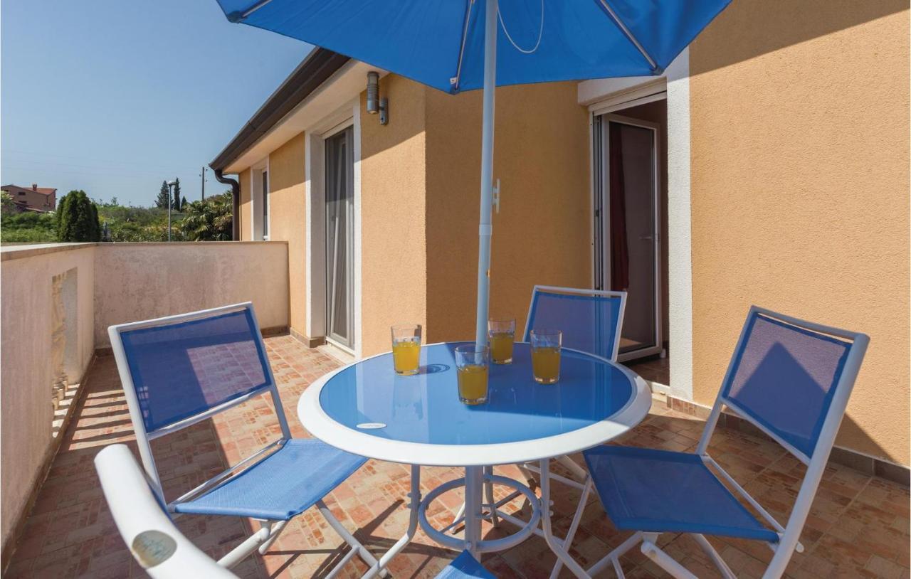 Nice Apartment In Kastel With Kitchen Exteriér fotografie