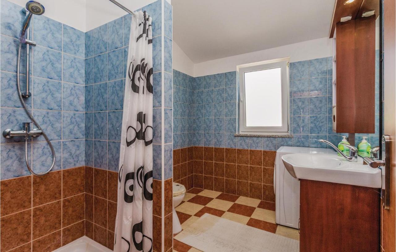 Nice Apartment In Kastel With Kitchen Exteriér fotografie