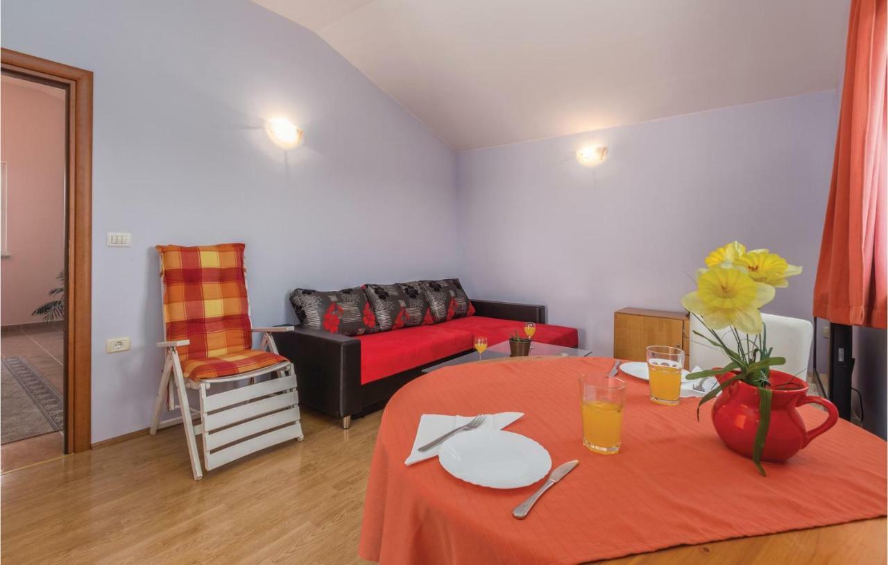 Nice Apartment In Kastel With Kitchen Exteriér fotografie